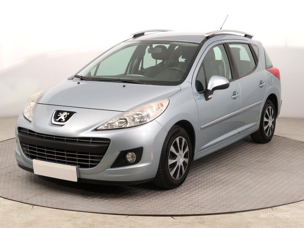 Peugeot 207, 2012 - pohled č. 3