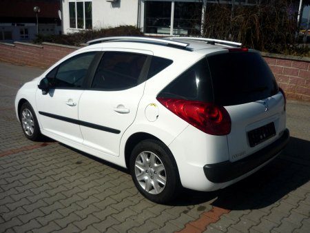 Peugeot 207, 2010 - pohled č. 3