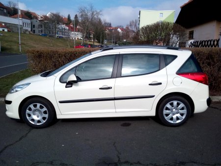 Peugeot 207, 2007 - pohled č. 2