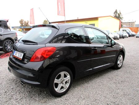 Peugeot 207, 2009 - pohled č. 3