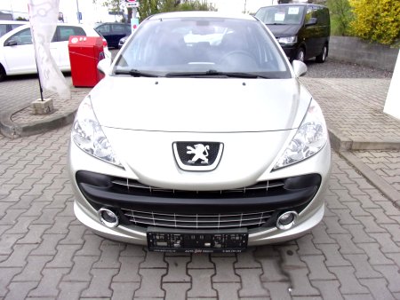 Peugeot 207, 2007 - pohled č. 3