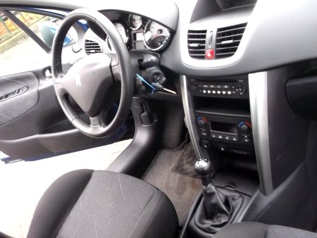 Peugeot 207, 2009 - pohled č. 9