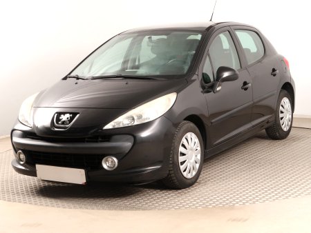 Peugeot 207, 2009 - pohled č. 3