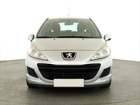 Peugeot 207, 2009 - pohled č. 2