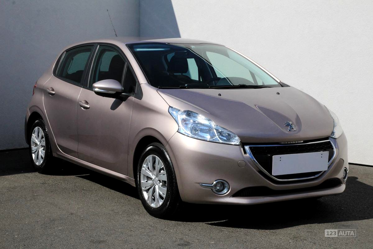 Peugeot 208, 2013 - celkový pohled