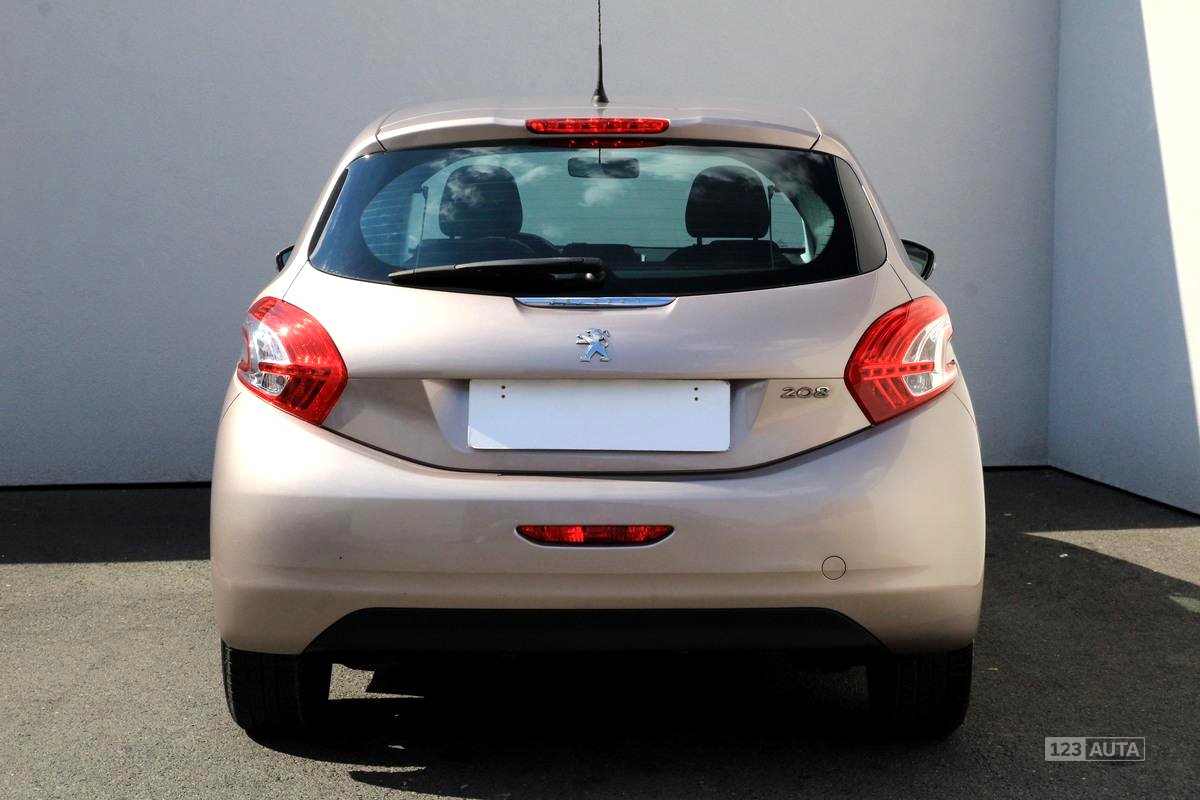Peugeot 208, 2013 - pohled č. 6