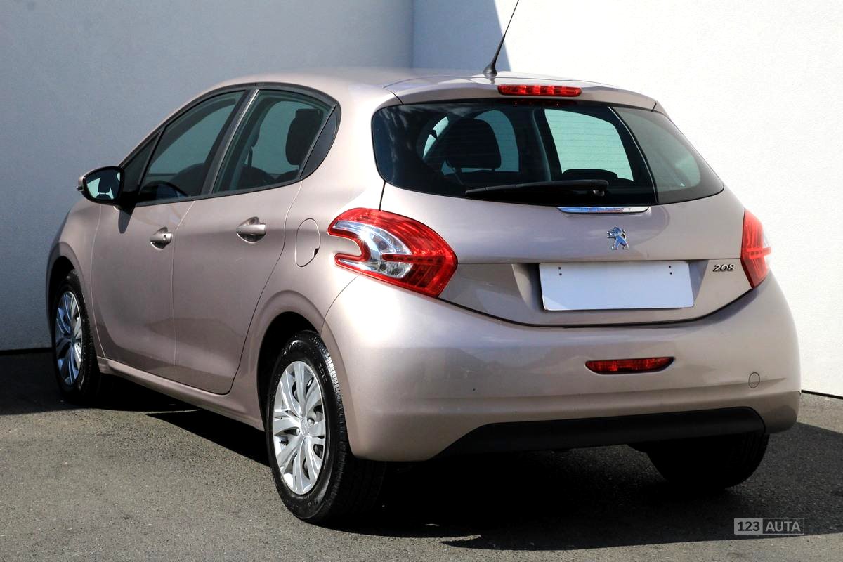 Peugeot 208, 2013 - pohled č. 7