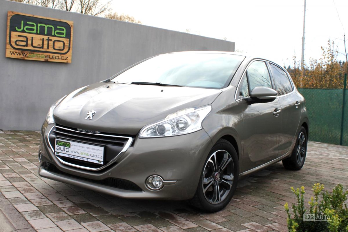 Peugeot 208, 2013 - pohled č. 2