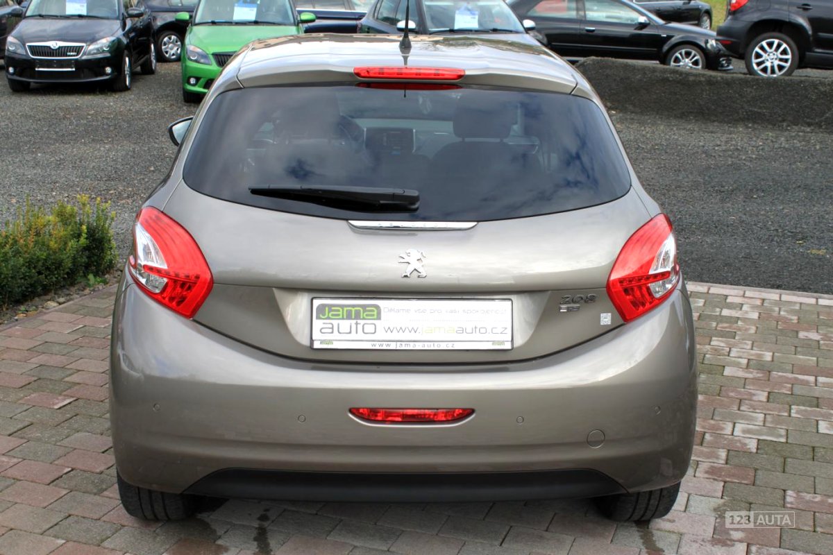 Peugeot 208, 2013 - pohled č. 7