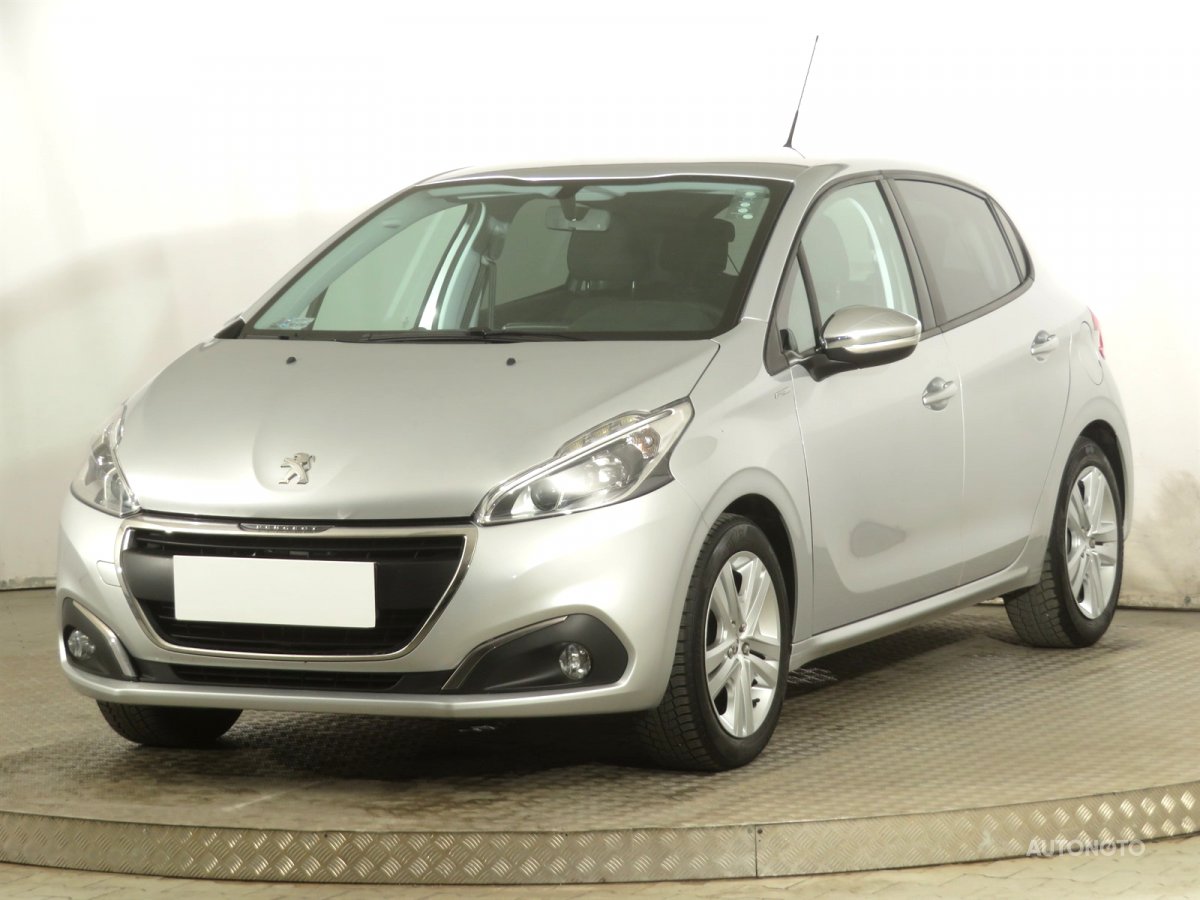 Peugeot 208, 2018 - pohled č. 3