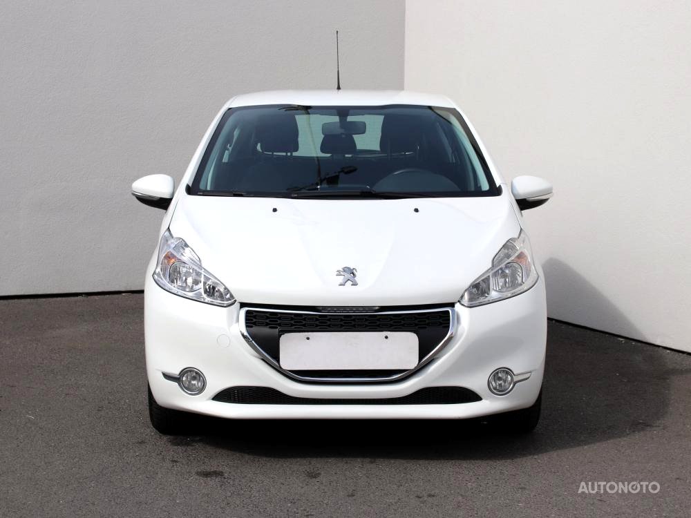 Peugeot 208, 2014 - pohled č. 2