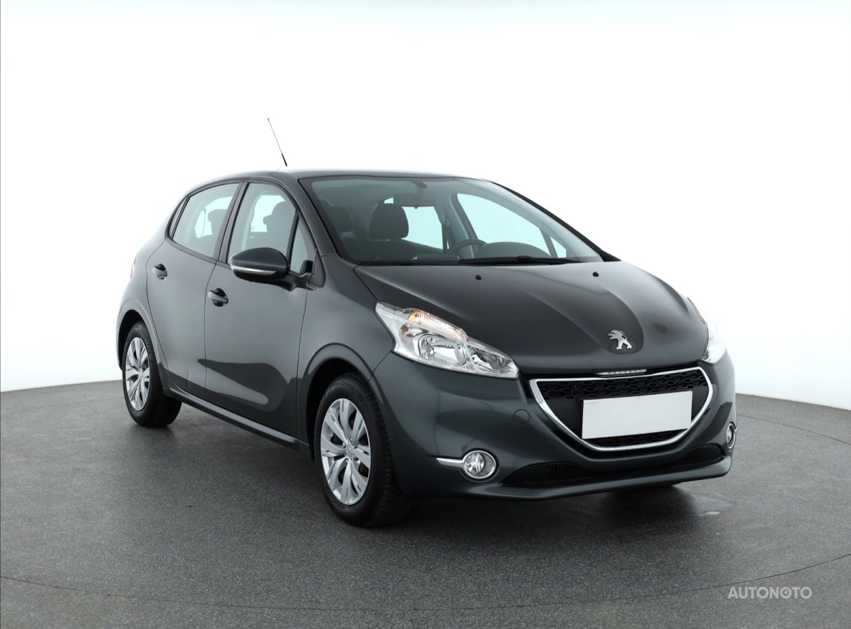 Peugeot 208, 2015 - celkový pohled