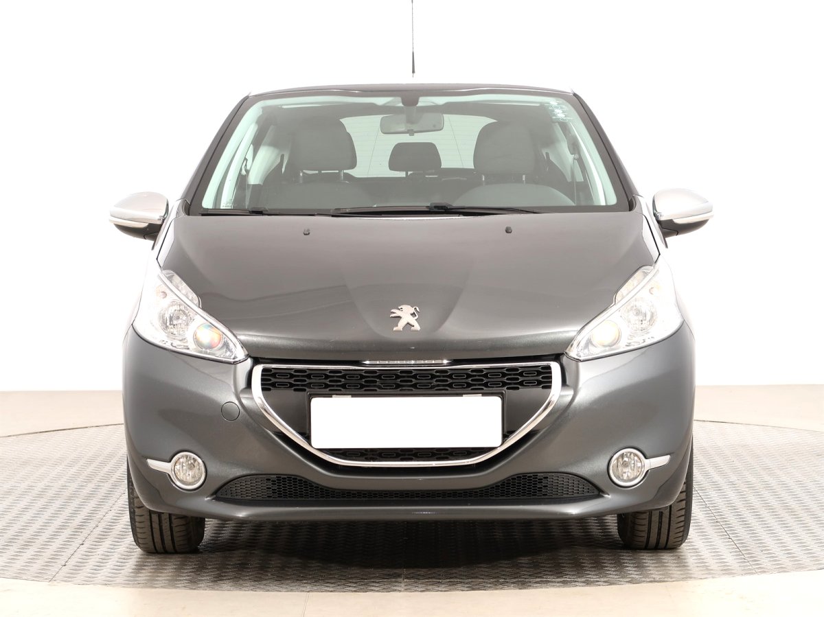 Peugeot 208, 2014 - pohled č. 2