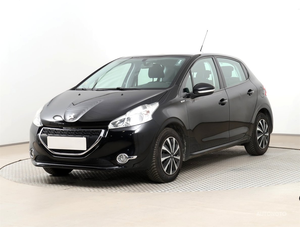 Peugeot 208, 2013 - pohled č. 3
