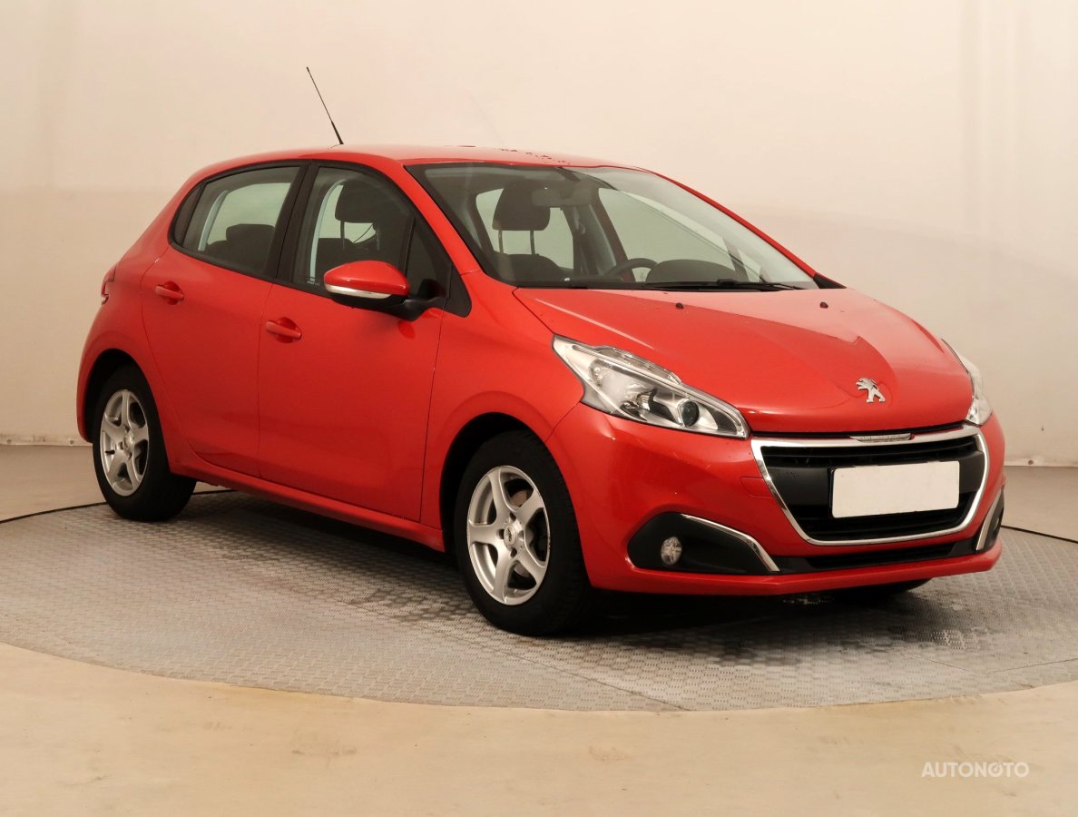 Peugeot 208, 2015 - celkový pohled