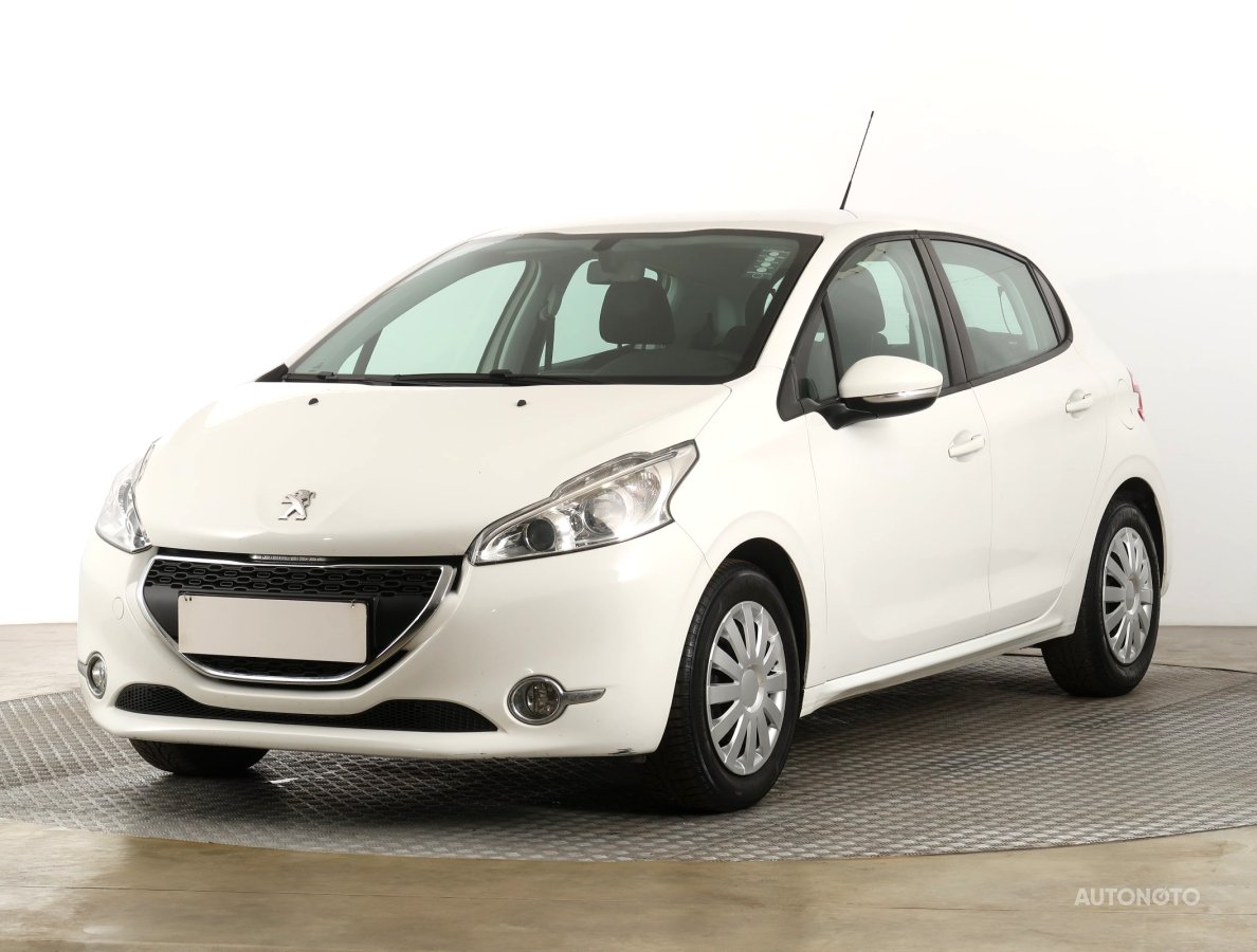 Peugeot 208, 2013 - pohled č. 3
