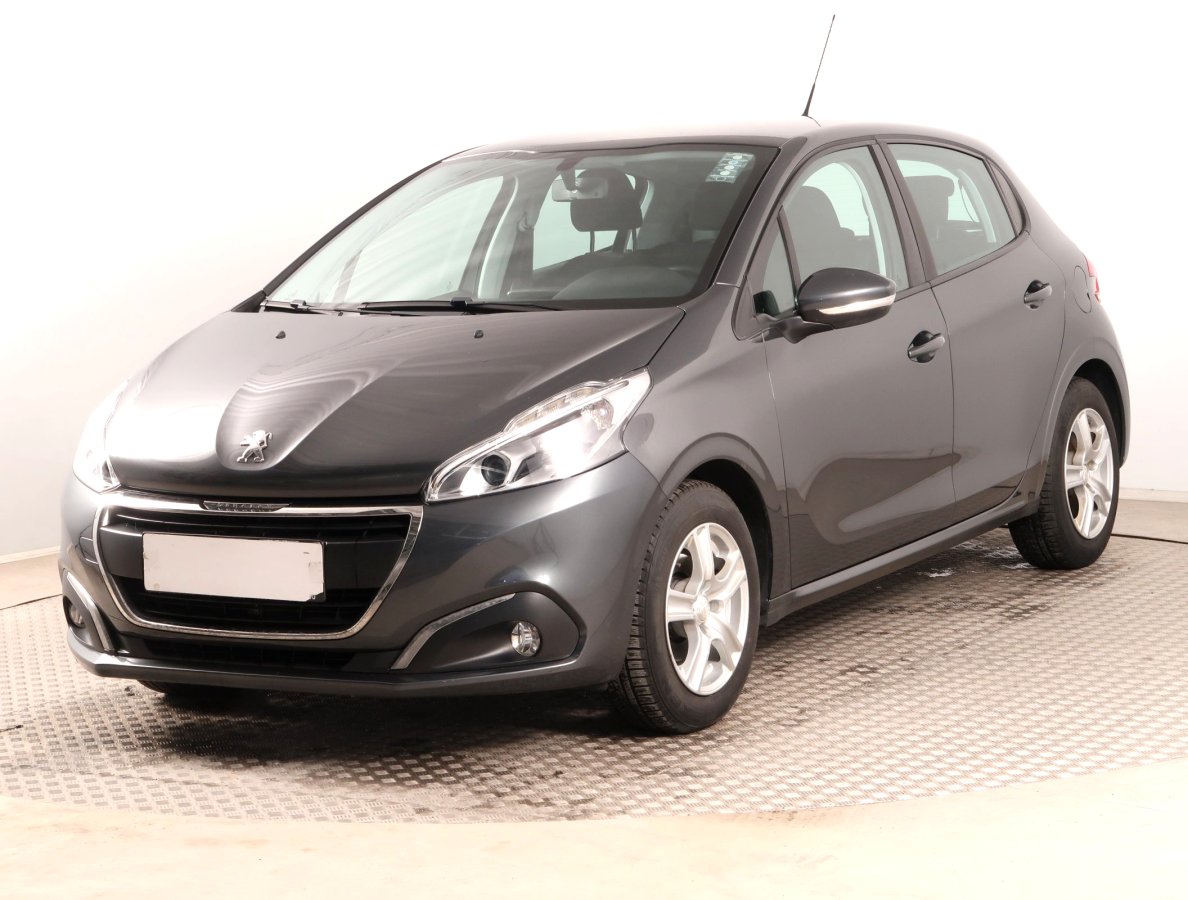 Peugeot 208, 2015 - pohled č. 3