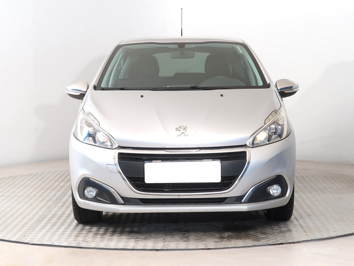Peugeot 208, 2016 - pohled č. 2