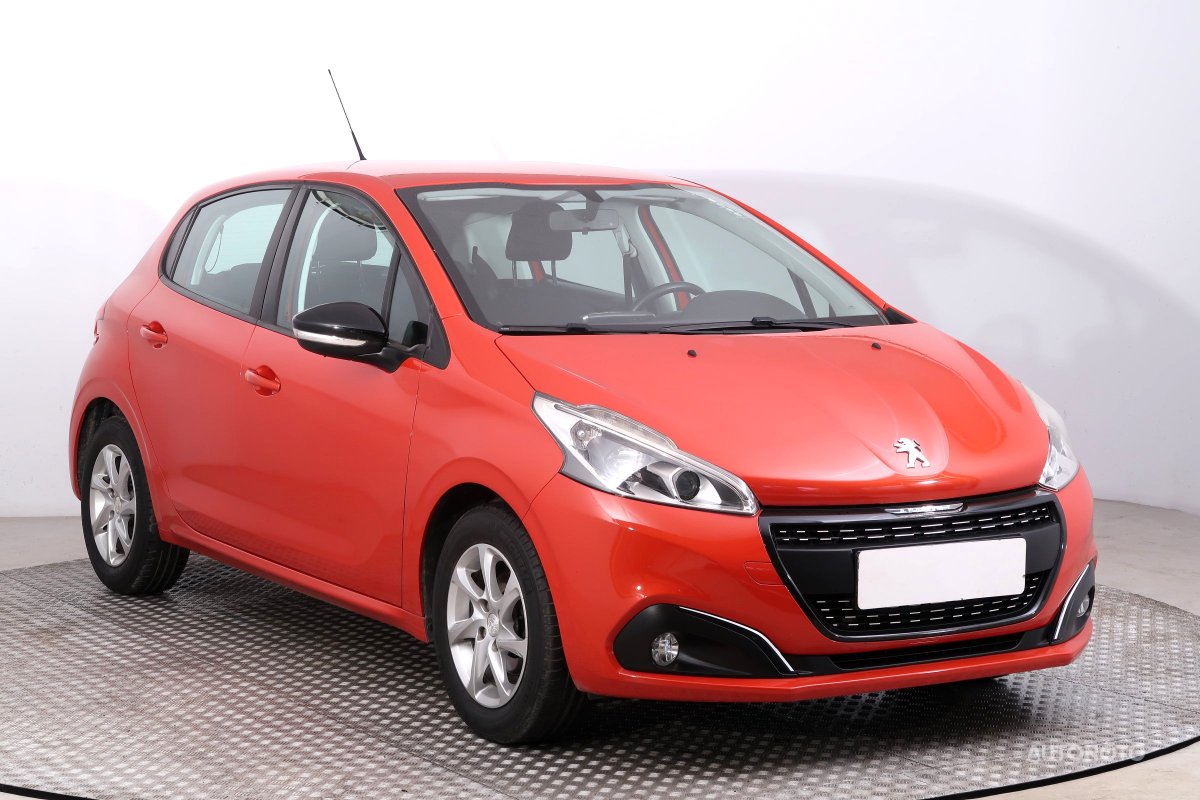 Peugeot 208, 2015 - celkový pohled