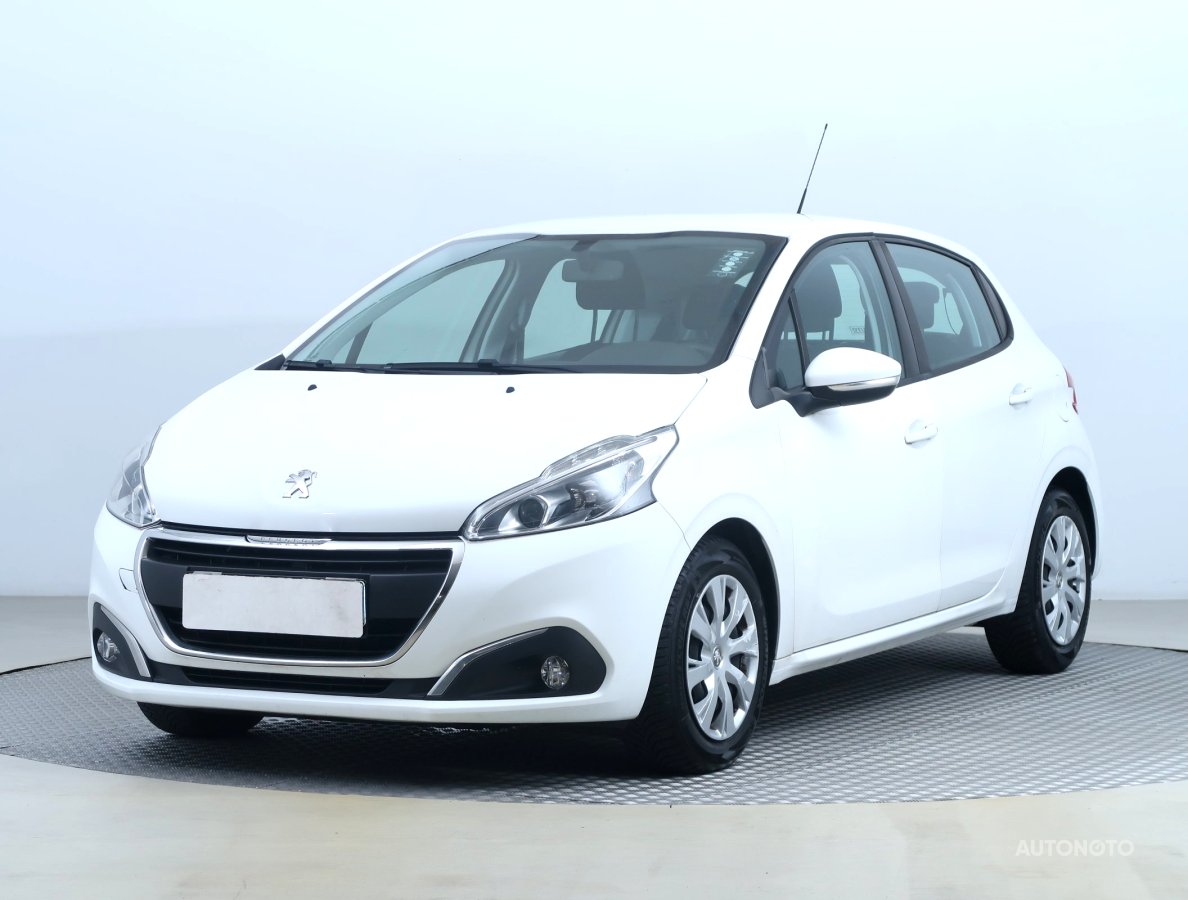 Peugeot 208, 2016 - pohled č. 3