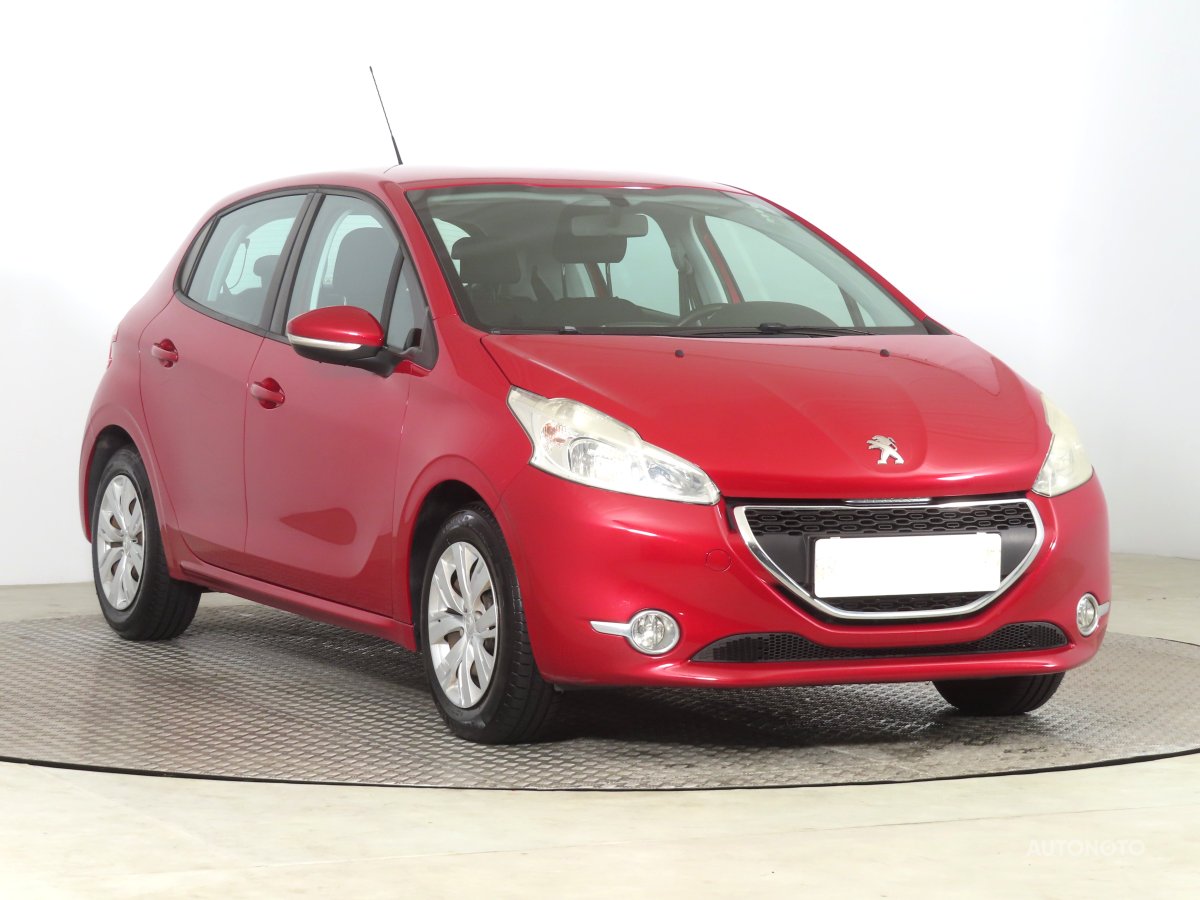 Peugeot 208, 2014 - celkový pohled