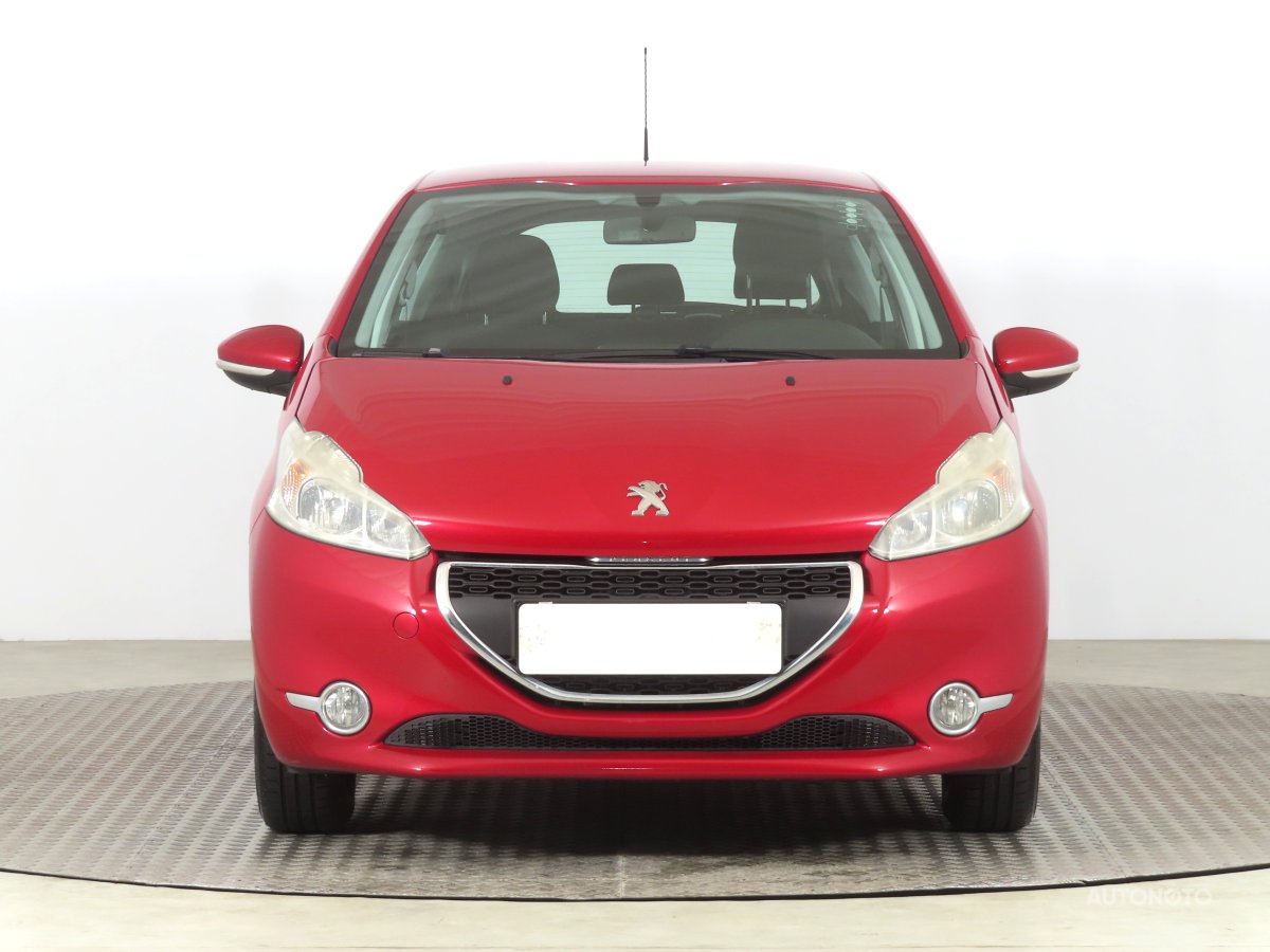 Peugeot 208, 2014 - pohled č. 2