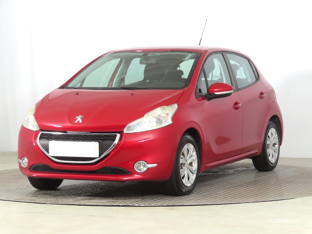 Peugeot 208, 2014 - pohled č. 3