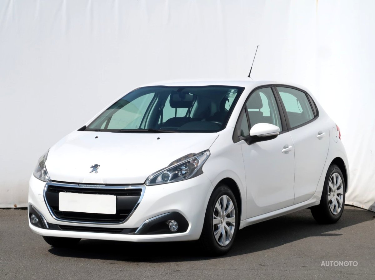 Peugeot 208, 2016 - pohled č. 3