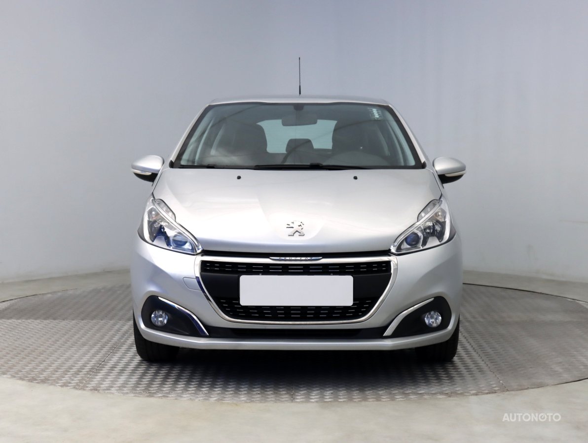 Peugeot 208, 2016 - pohled č. 2