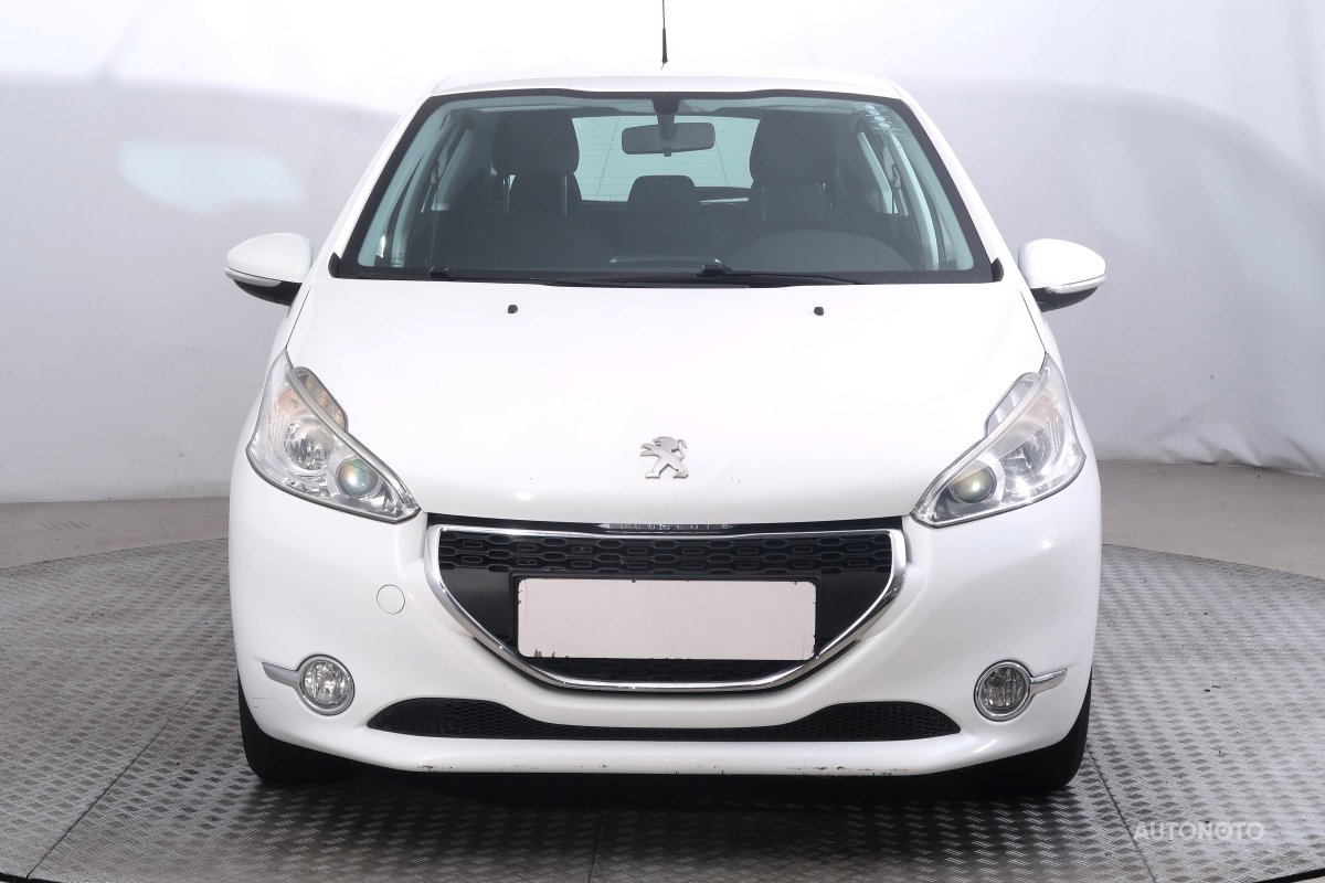 Peugeot 208, 2015 - pohled č. 2