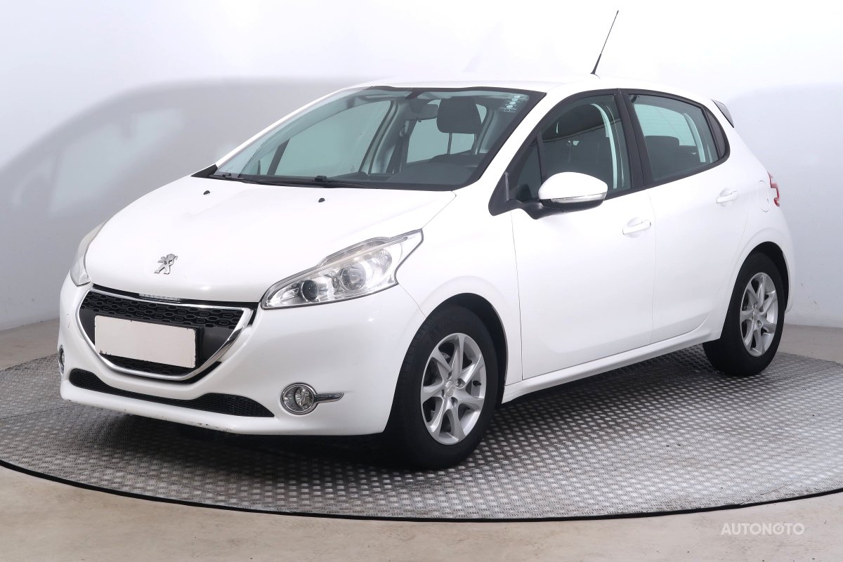 Peugeot 208, 2015 - pohled č. 3