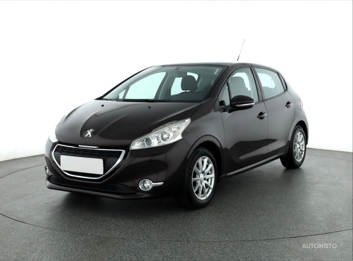 Peugeot 208, 2013 - pohled č. 3