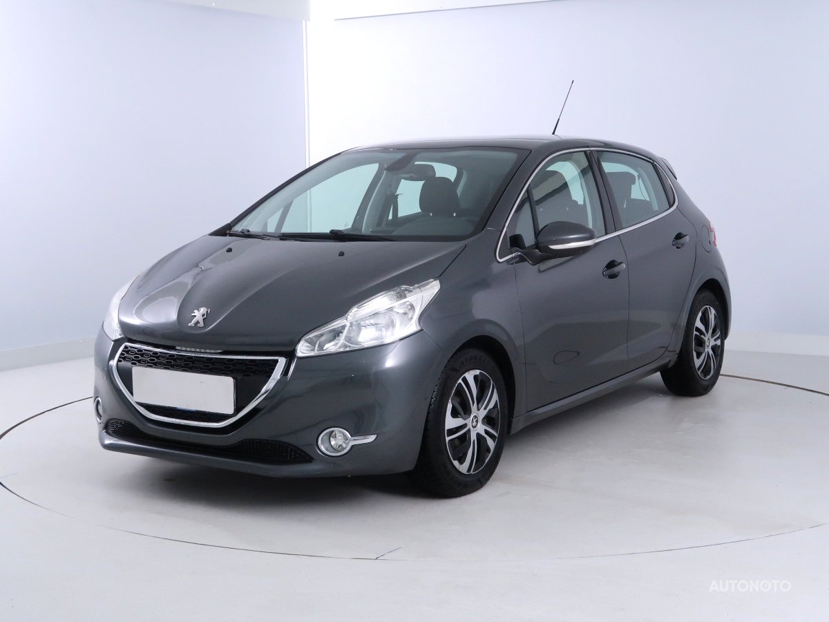 Peugeot 208, 2013 - pohled č. 3