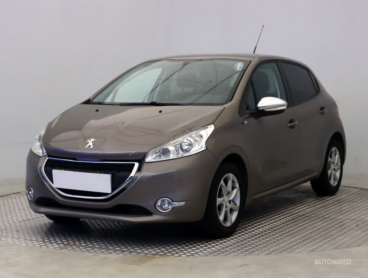 Peugeot 208, 2015 - pohled č. 3