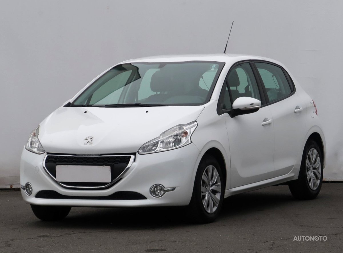 Peugeot 208, 2014 - pohled č. 3