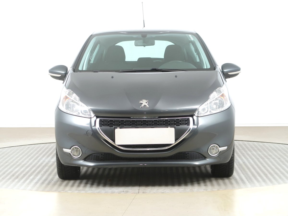 Peugeot 208, 2014 - pohled č. 2