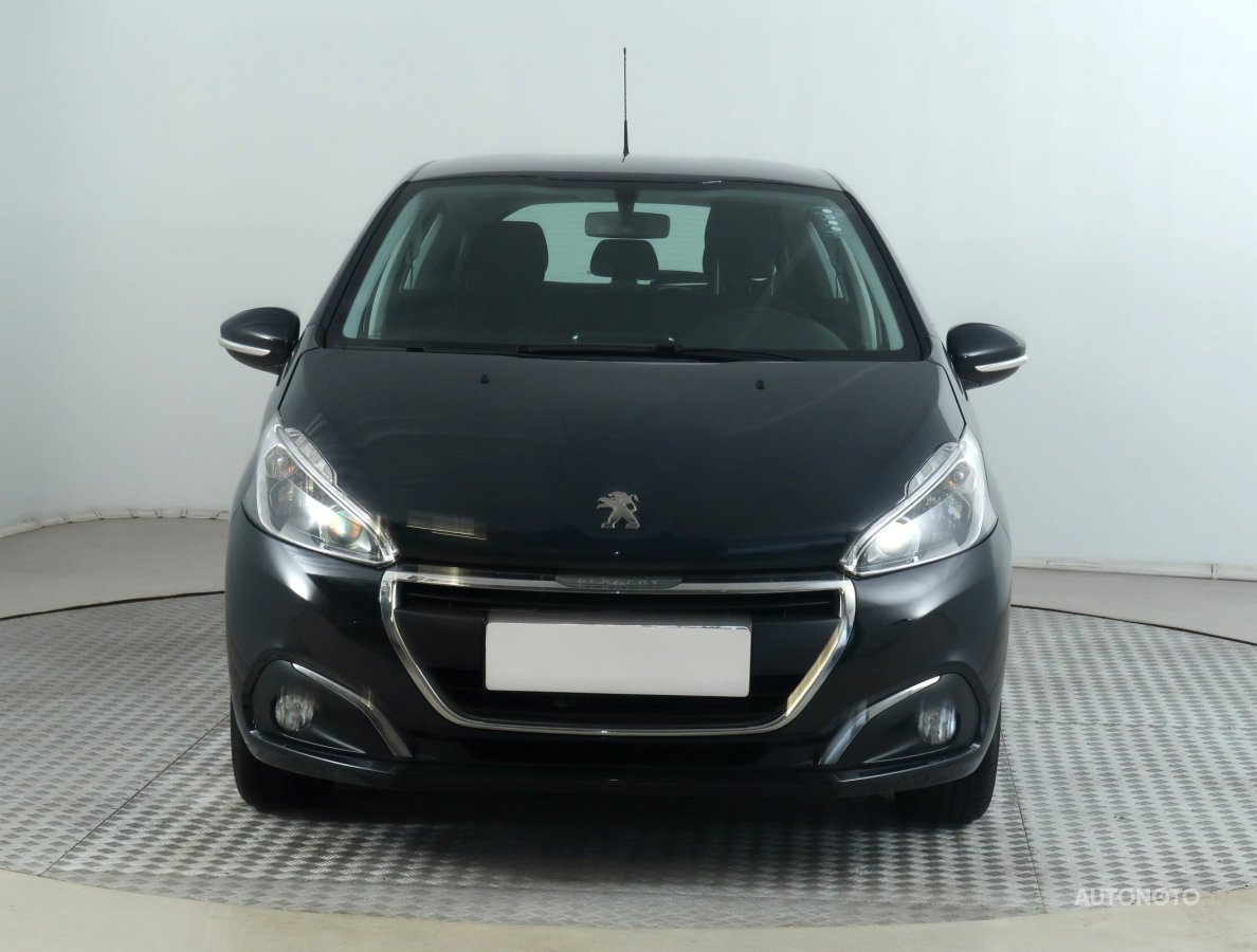 Peugeot 208, 2018 - pohled č. 2