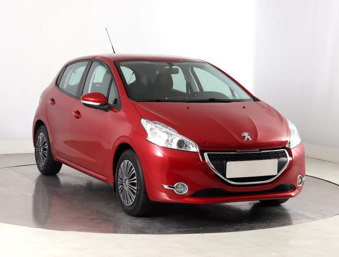Peugeot 208, 2014 - celkový pohled