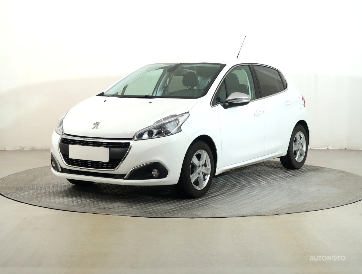 Peugeot 208, 2017 - pohled č. 3