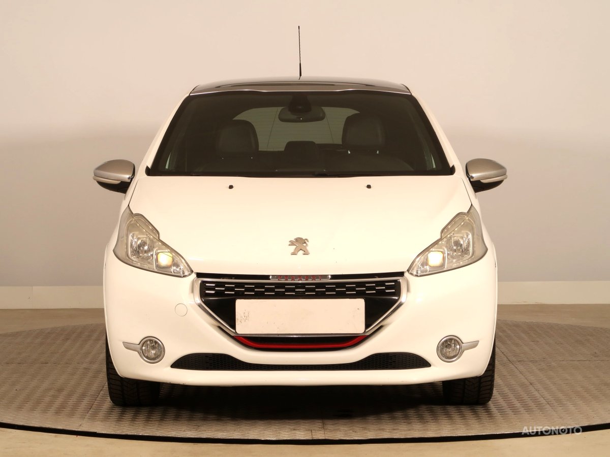 Peugeot 208, 2014 - pohled č. 2