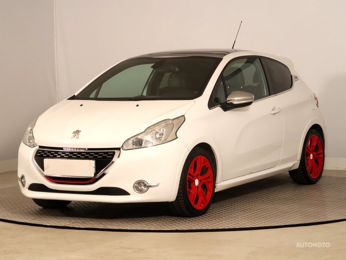 Peugeot 208, 2014 - pohled č. 3