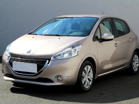Peugeot 208, 2013 - pohled č. 3