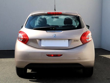 Peugeot 208, 2013 - pohled č. 6