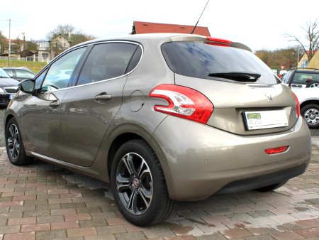 Peugeot 208, 2013 - pohled č. 6