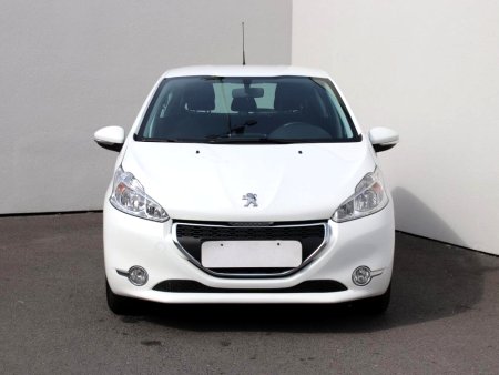 Peugeot 208, 2014 - pohled č. 2