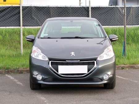 Peugeot 208, 2012 - pohled č. 2