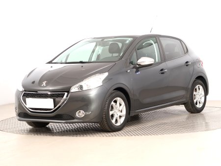 Peugeot 208, 2014 - pohled č. 3