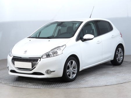Peugeot 208, 2012 - pohled č. 3
