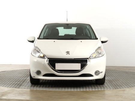 Peugeot 208, 2013 - pohled č. 2