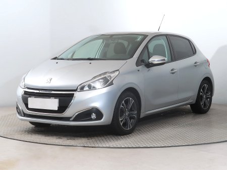 Peugeot 208, 2017 - pohled č. 3